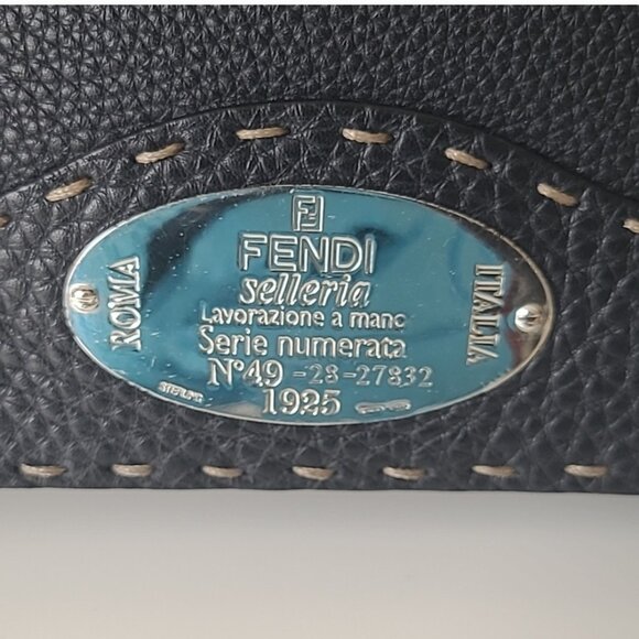 FENDI Black Leather Messenger Bag - Picture 5 of 16